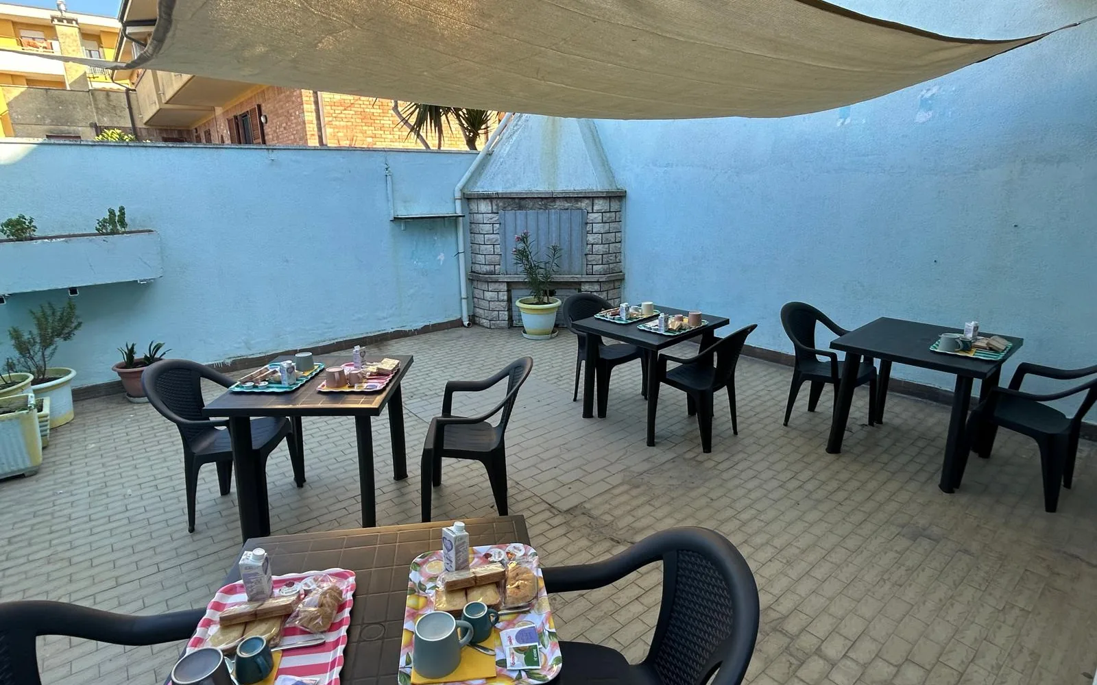 Camera con bagno privato — affittacamere vitruvio, Fano (foto 23)