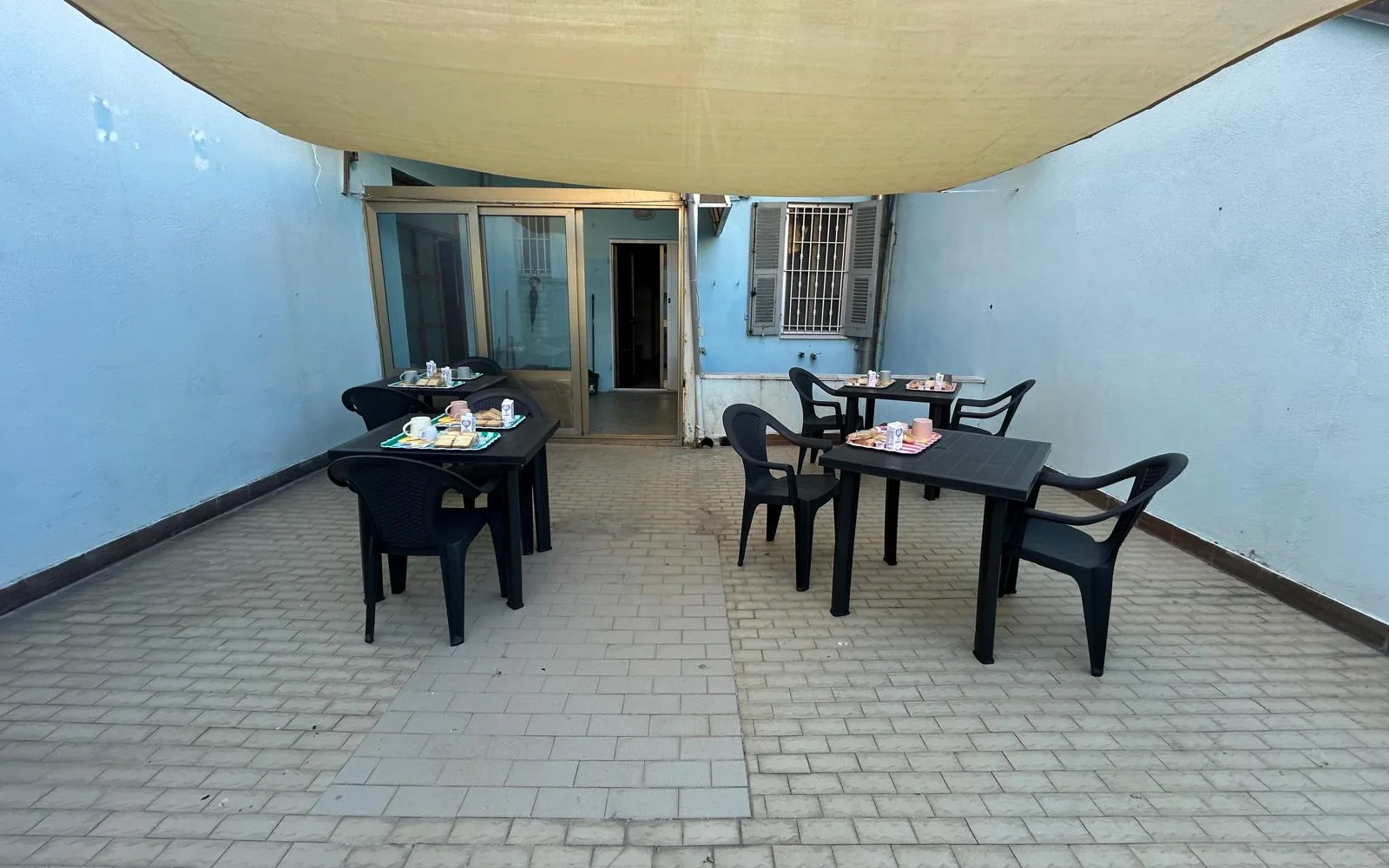 Camera con bagno privato — affittacamere vitruvio, Fano (foto 25)